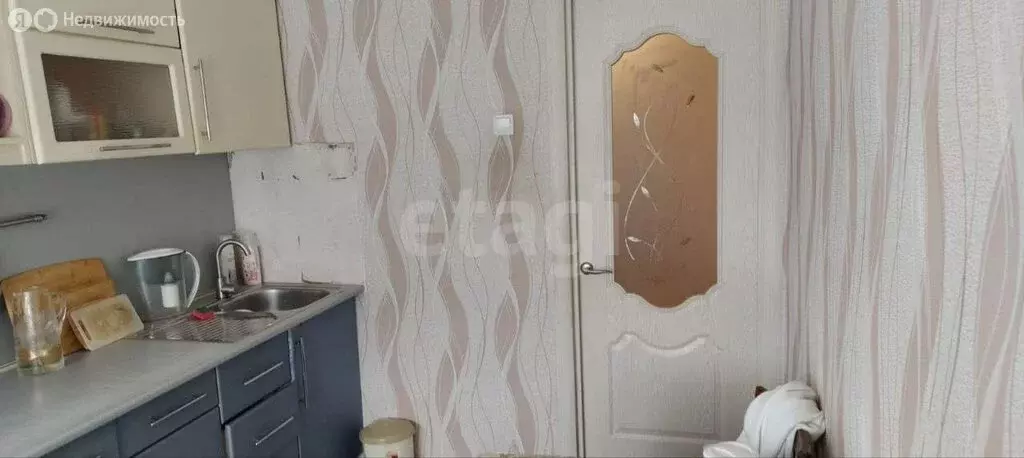 3-комнатная квартира: Троицк, улица имени Т.Д. Дерибаса, 40 (65.2 м) - Фото 1