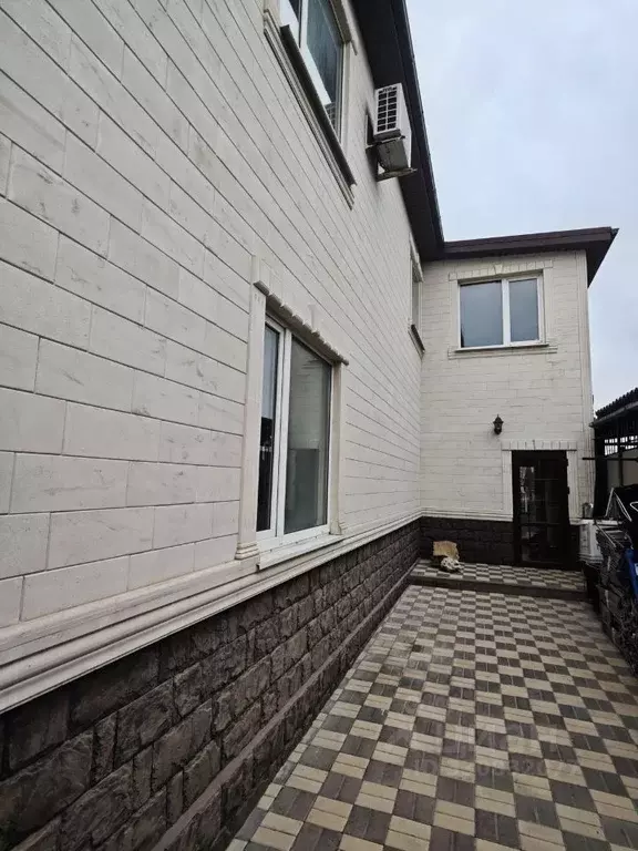 Дом в Ростовская область, Таганрог 18-й пер., 50А (165 м) - Фото 2