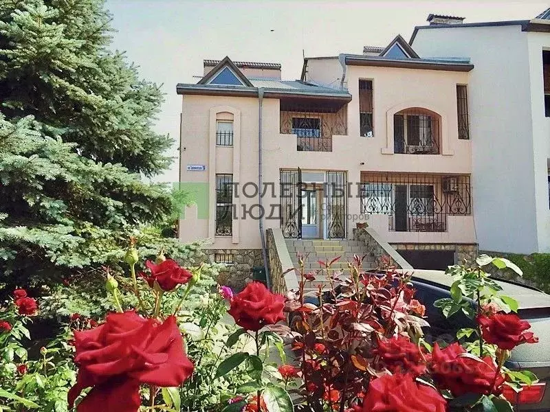 Дом в Крым, Черноморский район, Оленевское с/пос, с. Оленевка ул. ... - Фото 1