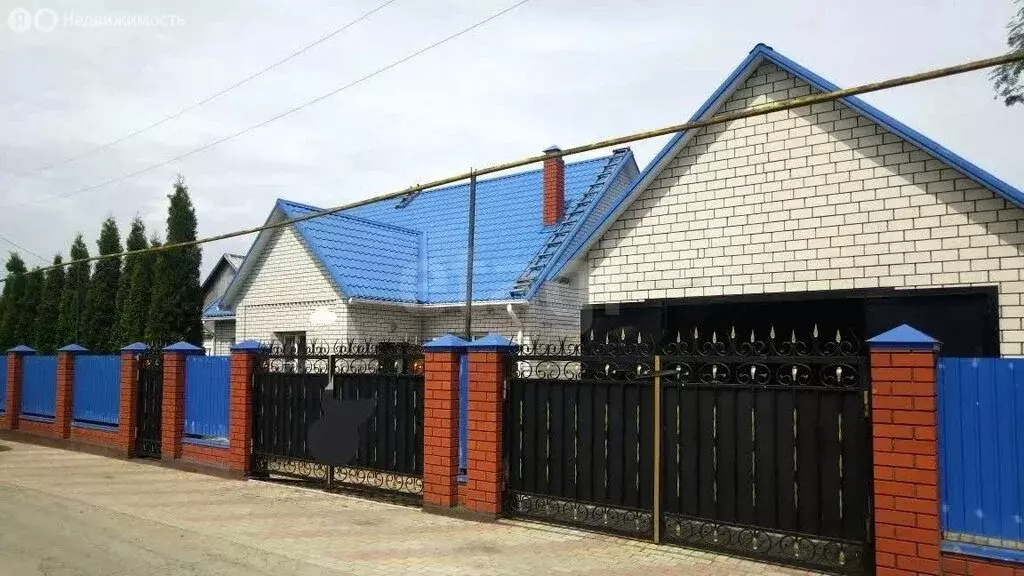 Дом в Грязи, улица Космонавтов (110 м) - Фото 1