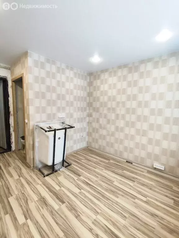 Квартира-студия: Сыктывкар, улица Старовского, 17 (13 м) - Фото 1