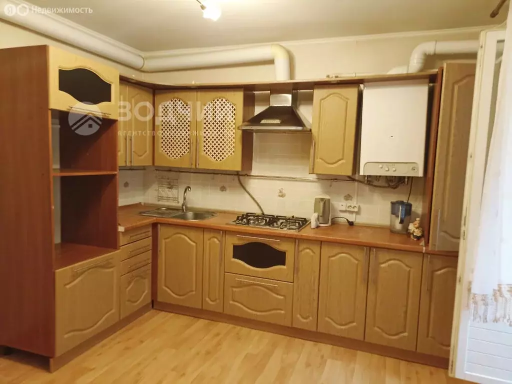 2-комнатная квартира: Чебоксары, улица Академика Королёва, 3 (68.9 м) - Фото 1