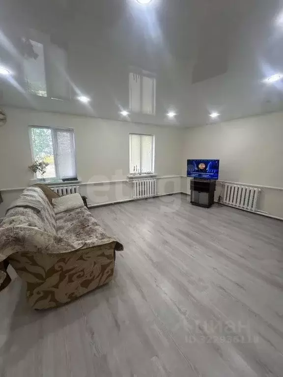 Дом в Воронежская область, с. Верхняя Хава пер. Железнодорожный, 18 ... - Фото 1