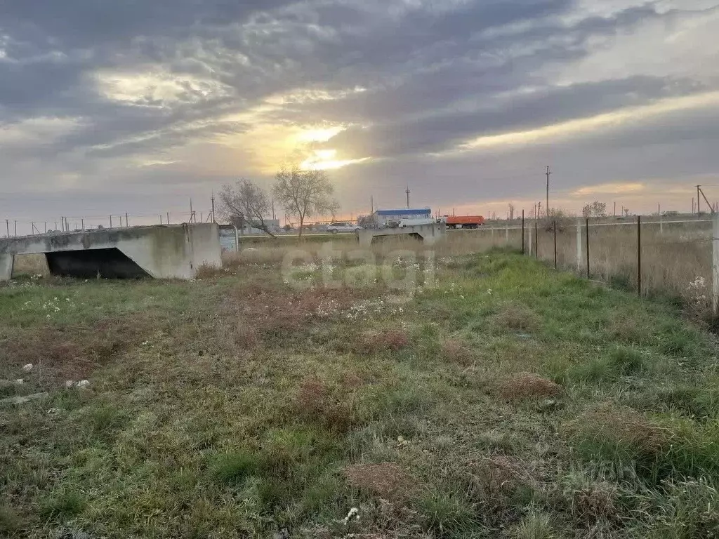 Дом в Крым, Ленинский район, Калиновское с/пос, СВТ-3 Акташ СНТ ул. ... - Фото 1