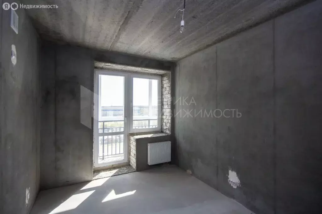 1-комнатная квартира: Тюмень, улица 50 лет Октября, 75к4 (39.5 м) - Фото 2