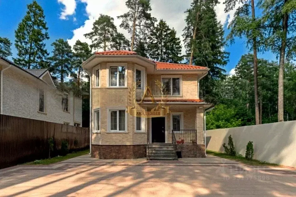 Дом в Московская область, Люберцы городской округ, Малаховка пгт ул. ... - Фото 1