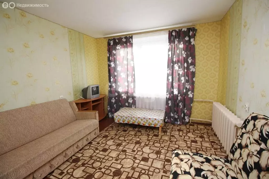 1-комнатная квартира: Вологодская область, рабочий посёлок Шексна, ... - Фото 2