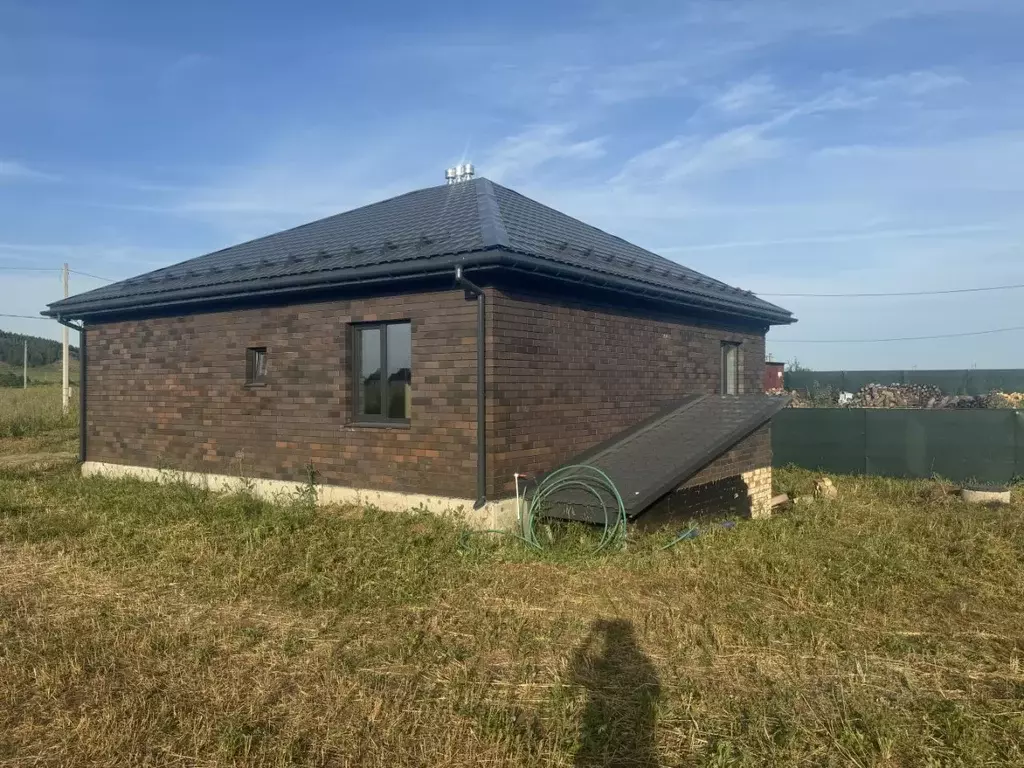 Дом в Башкортостан, Туймазы ул. Кирова (100 м) - Фото 1