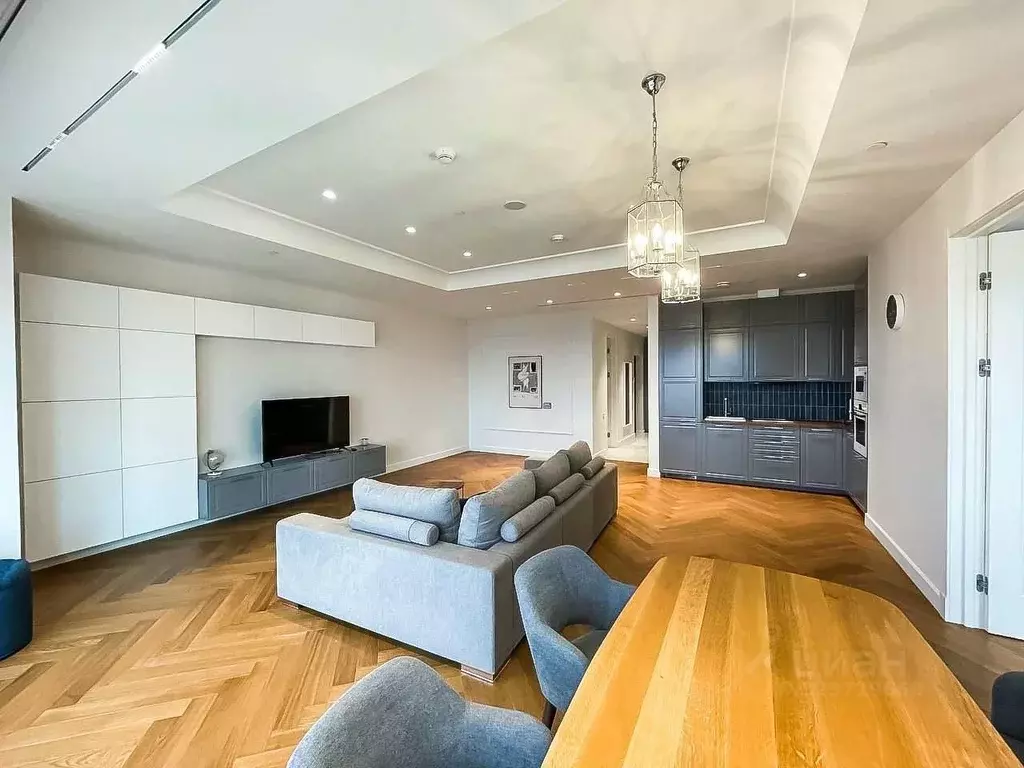 2-к кв. Москва 1-й Красногвардейский проезд, 15 (101.0 м) - Фото 2