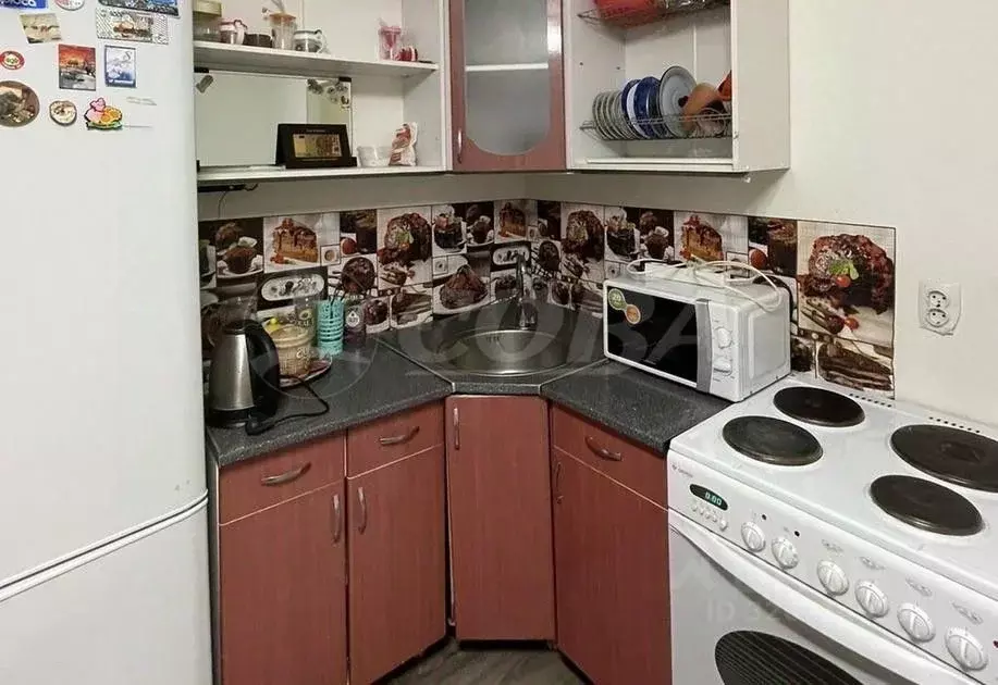 Студия Тюменская область, Тобольск 15-й мкр, 37 (23.0 м) - Фото 2