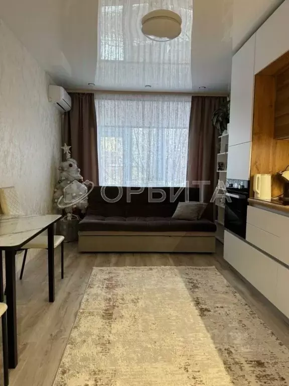 1-к кв. Тюменская область, Тюмень ул. Николая Федорова, 17 (37.0 м) - Фото 1