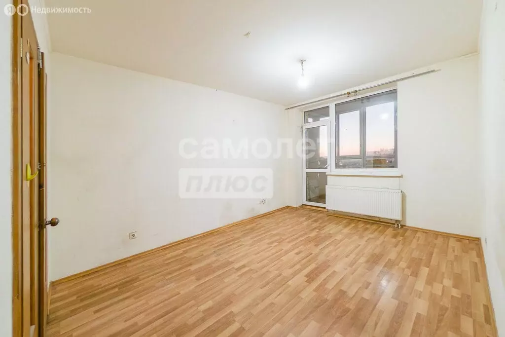 3-комнатная квартира: Екатеринбург, Техническая улица, 14/2 (67.1 м) - Фото 1