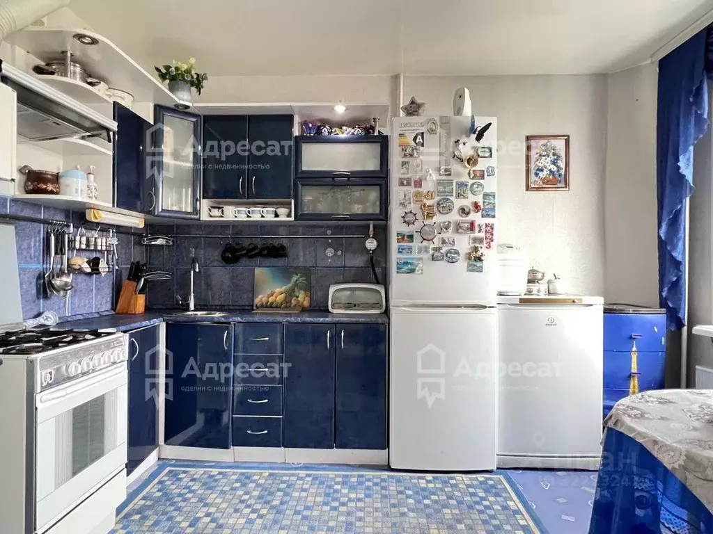 3-к кв. Волгоградская область, Волгоград ул. 2-я Караванная, 21 (67.4 ... - Фото 1