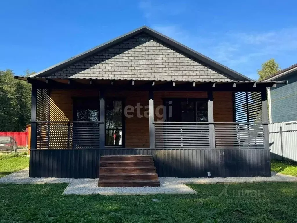 Дом в Калужская область, Медынский район, Адуево с/пос, д. Малиновка  ... - Фото 1