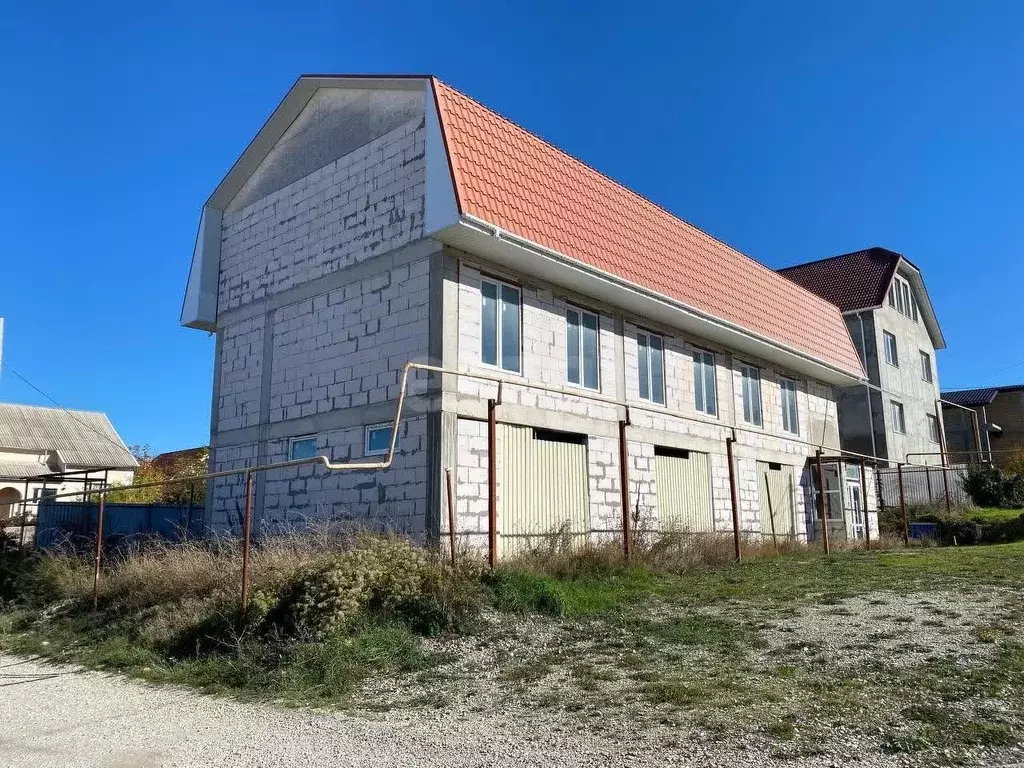 Помещение свободного назначения в Крым, Симферополь ул. Тюзлюк (331 м) - Фото 1