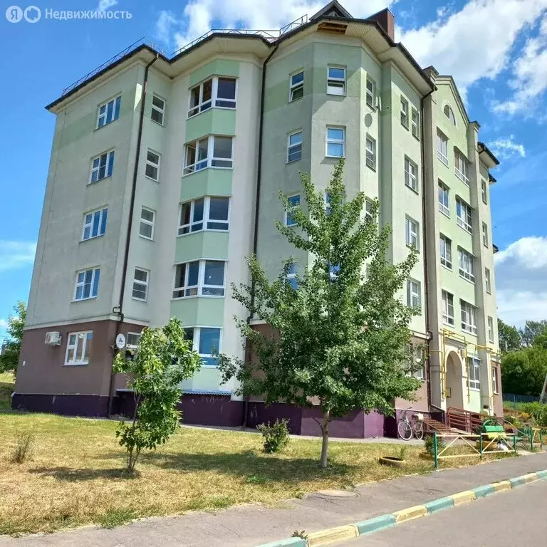 2-комнатная квартира: Кохма, Октябрьская улица, 20 (57 м) - Фото 0