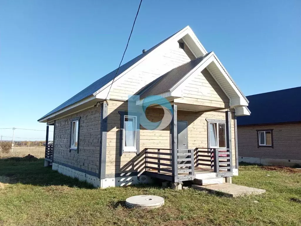 Дом в Башкортостан, с. Иглино ул. Возрождения (100 м) - Фото 1