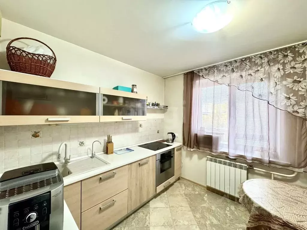 2-к кв. Тюменская область, Тюмень ул. Мельникайте, 132 (50.3 м) - Фото 1