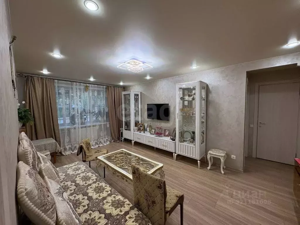 2-к кв. Калужская область, Обнинск ул. Красных Зорь, 29 (50.5 м) - Фото 0