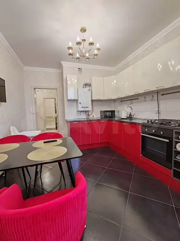 2-к. квартира, 70 м, 7/10 эт. - Фото 1