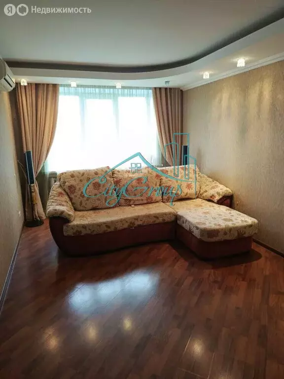 3-комнатная квартира: Кувандык, Фестивальная улица, 3 (64.8 м) - Фото 1