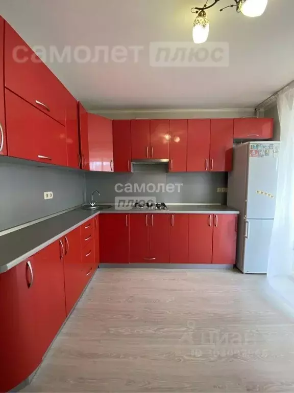 2-к кв. Брянская область, Брянск ул. Металлистов, 2 (69.7 м) - Фото 1