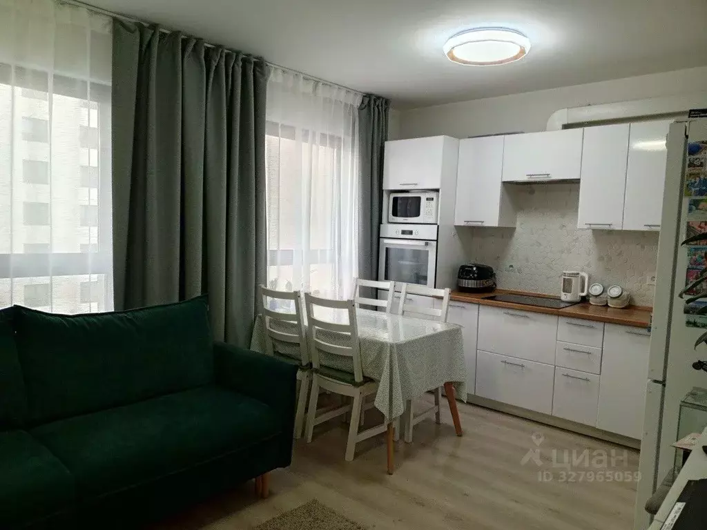 2-к кв. Свердловская область, Екатеринбург ул. Евгения Савкова, 35 ... - Фото 1