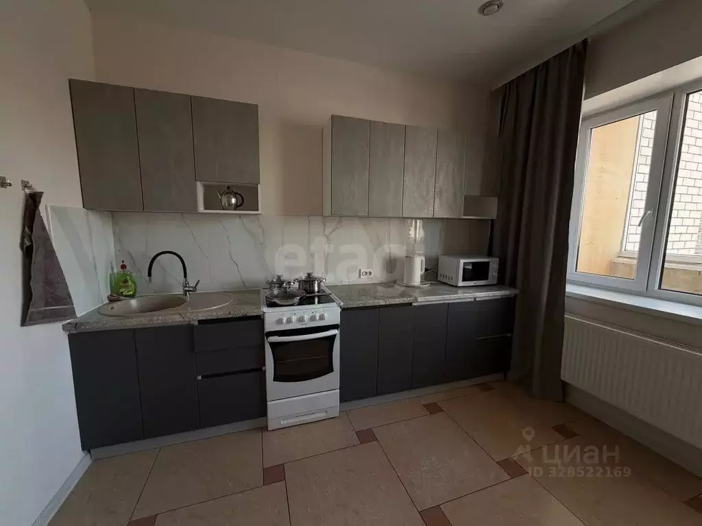 1-к кв. Тюменская область, Тюмень Магаданская ул., 13 (43.0 м) - Фото 1