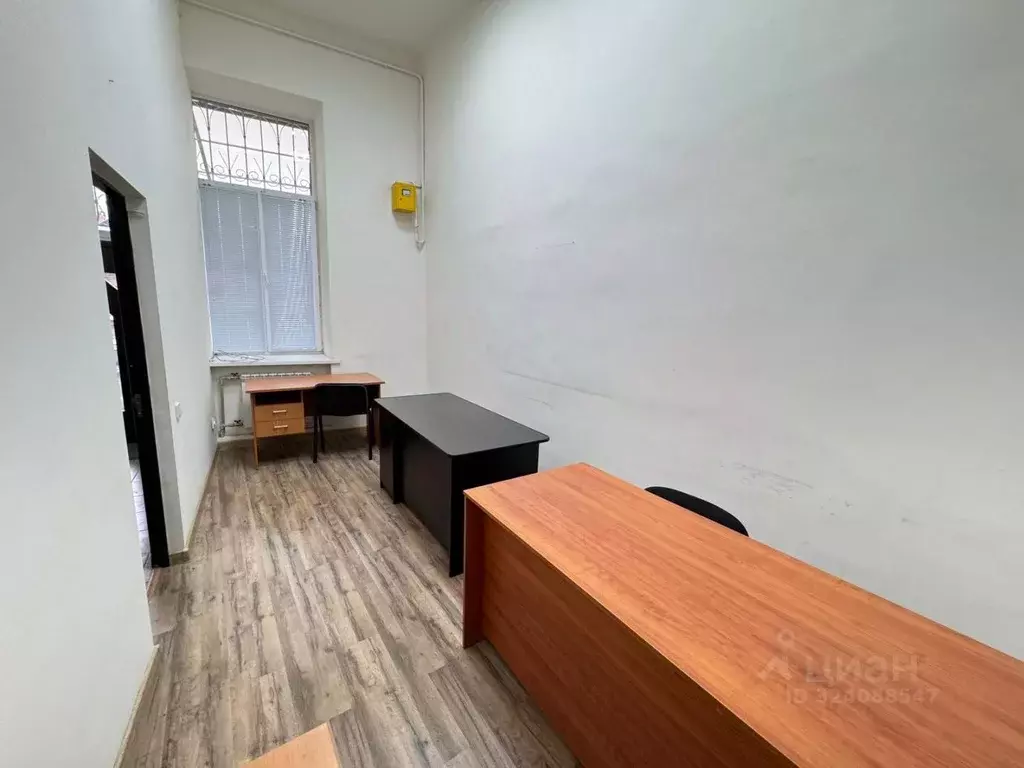 Офис в Северная Осетия, Владикавказ Бородинская ул., 18 (135 м) - Фото 2