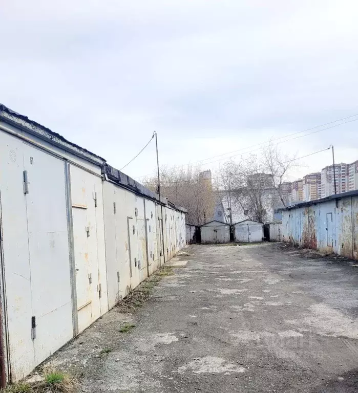 Гараж в Свердловская область, Екатеринбург ул. Вилонова, 25А (18 м) - Фото 1