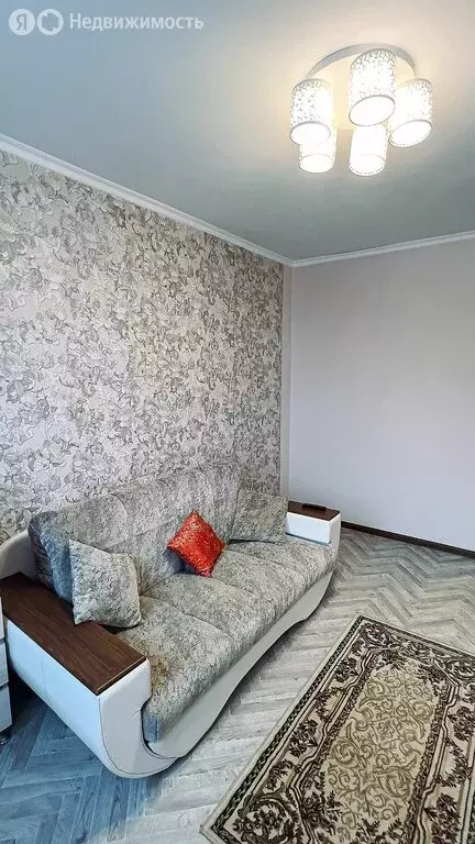 2-комнатная квартира: Коммунар, Садовая улица, 10 (43.9 м) - Фото 2