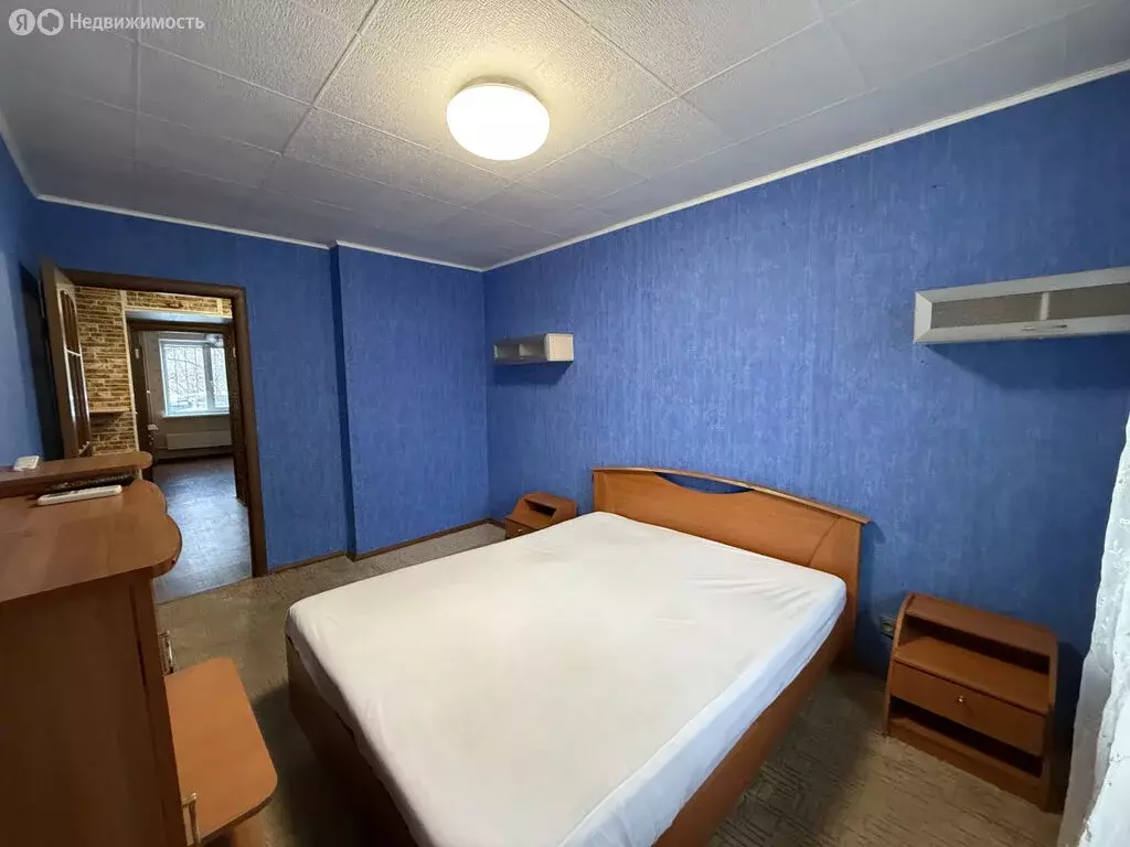 3-комнатная квартира: Екатеринбург, улица Черепанова, 18 (63.6 м) - Фото 1