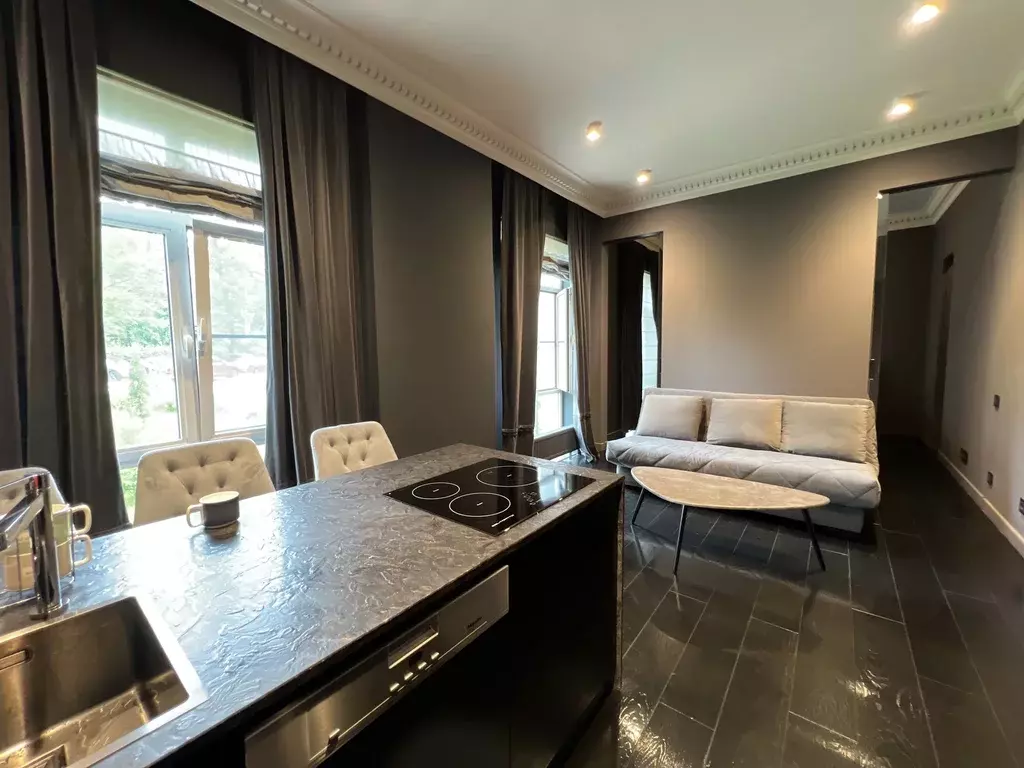 Продаётся квартира-студия, 50 м - Фото 0