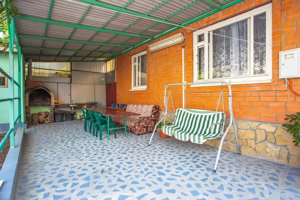 Дом в Краснодарский край, Геленджик Средняя ул., 28 (55 м) - Фото 1