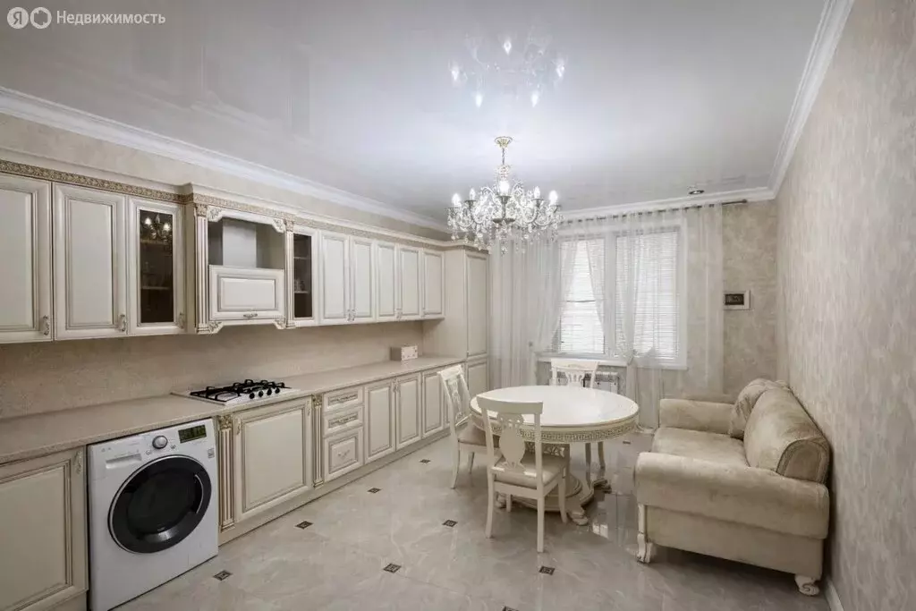 2-комнатная квартира: Махачкала, Декоративная улица, 20 (87 м) - Фото 1