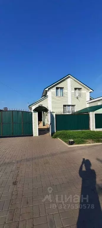 Дом в Белгородская область, Старый Оскол ул. Ленина (100 м) - Фото 1