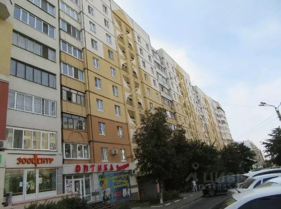 3-к кв. Белгородская область, Белгород ул. Конева, 27 (73.5 м) - Фото 0