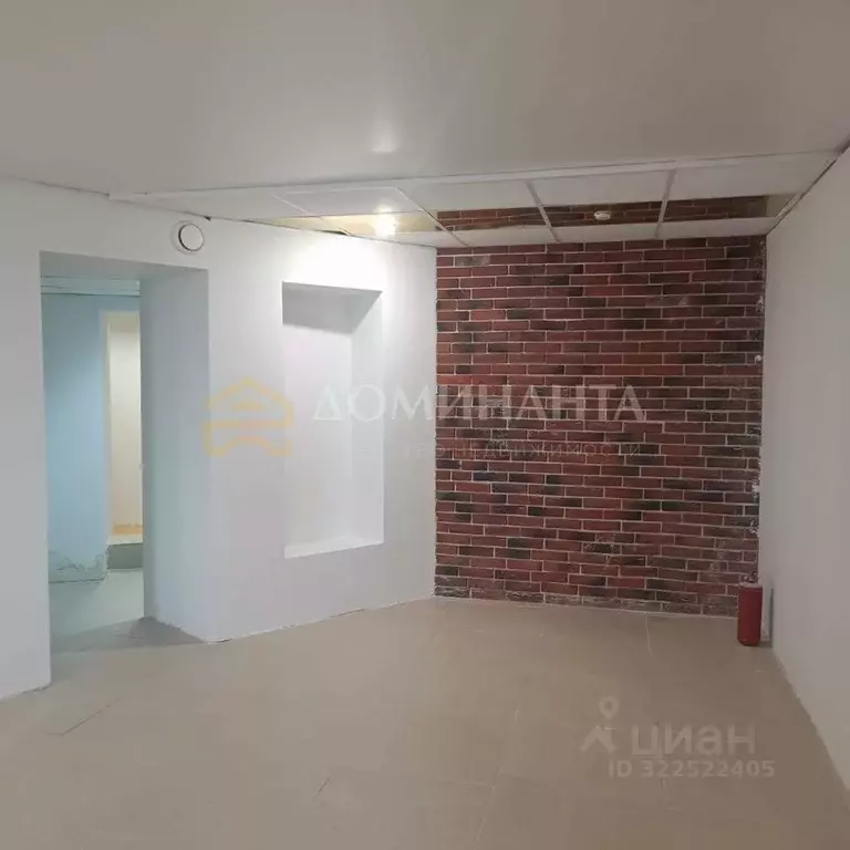 Торговая площадь в Смоленская область, Смоленск ул. Рыленкова, 34 (102 ... - Фото 1