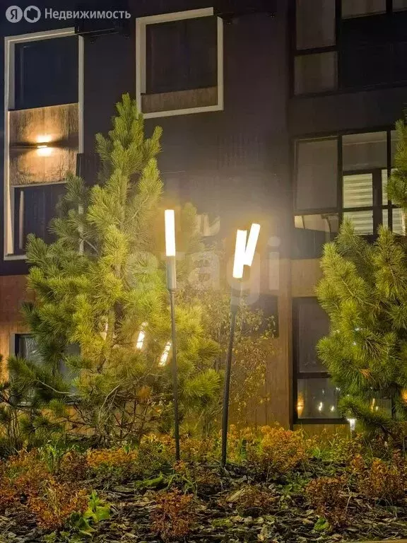 2-комнатная квартира: Тюмень, улица Игоря Комиссарова, 5 (55.2 м) - Фото 2