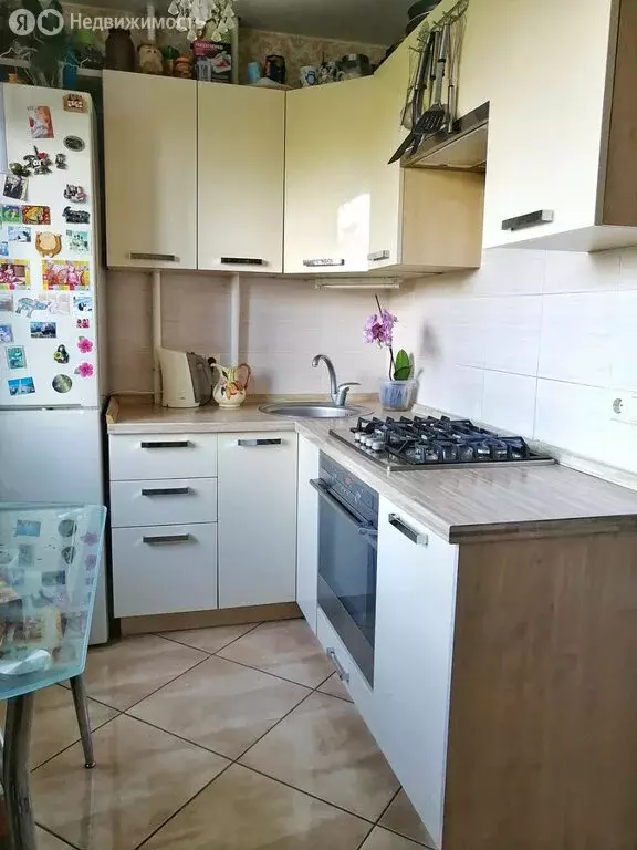 3-комнатная квартира: Казань, улица Энергетиков, 3 (56.6 м) - Фото 1