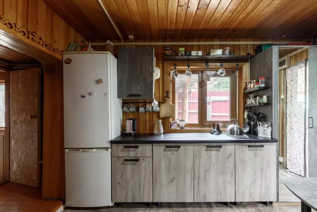 Дом в Иркутская область, Иркутский муниципальный округ, Труженик СНТ  ... - Фото 1