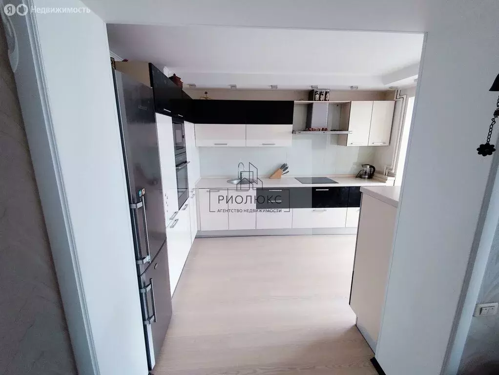 3-комнатная квартира: Магнитогорск, улица Жукова, 4А (98.1 м) - Фото 1