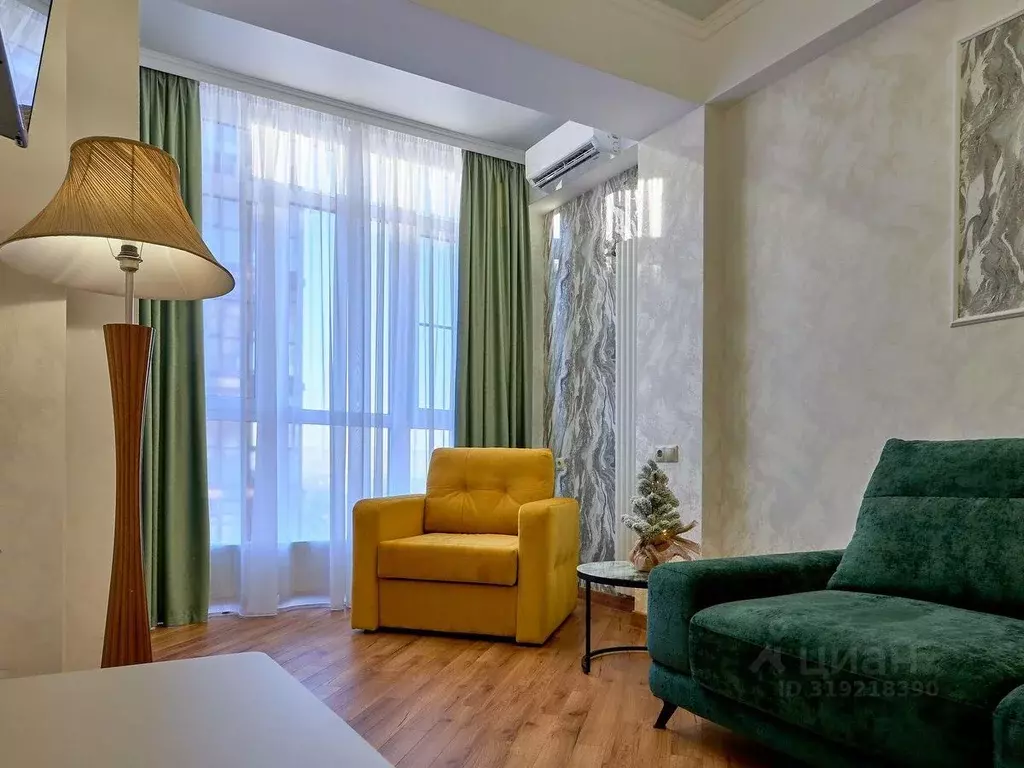 2-к кв. Ставропольский край, Кисловодск ул. Декабристов, 36/2 (75.0 м) - Фото 0