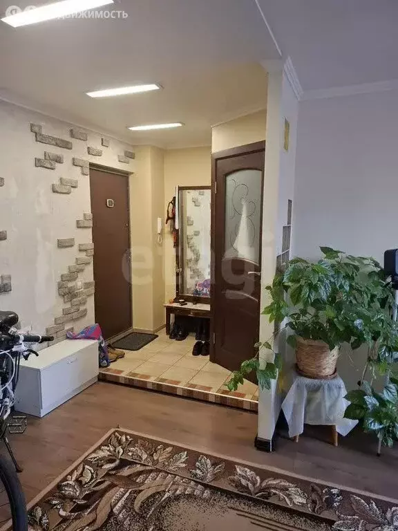 2-комнатная квартира: Калининград, Пролетарская улица, 73 (55.9 м) - Фото 2