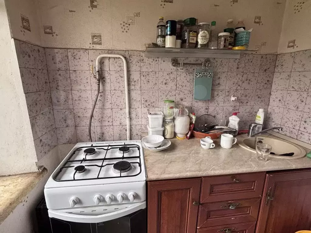 2-к. квартира, 42 м, 5/5 эт. - Фото 0