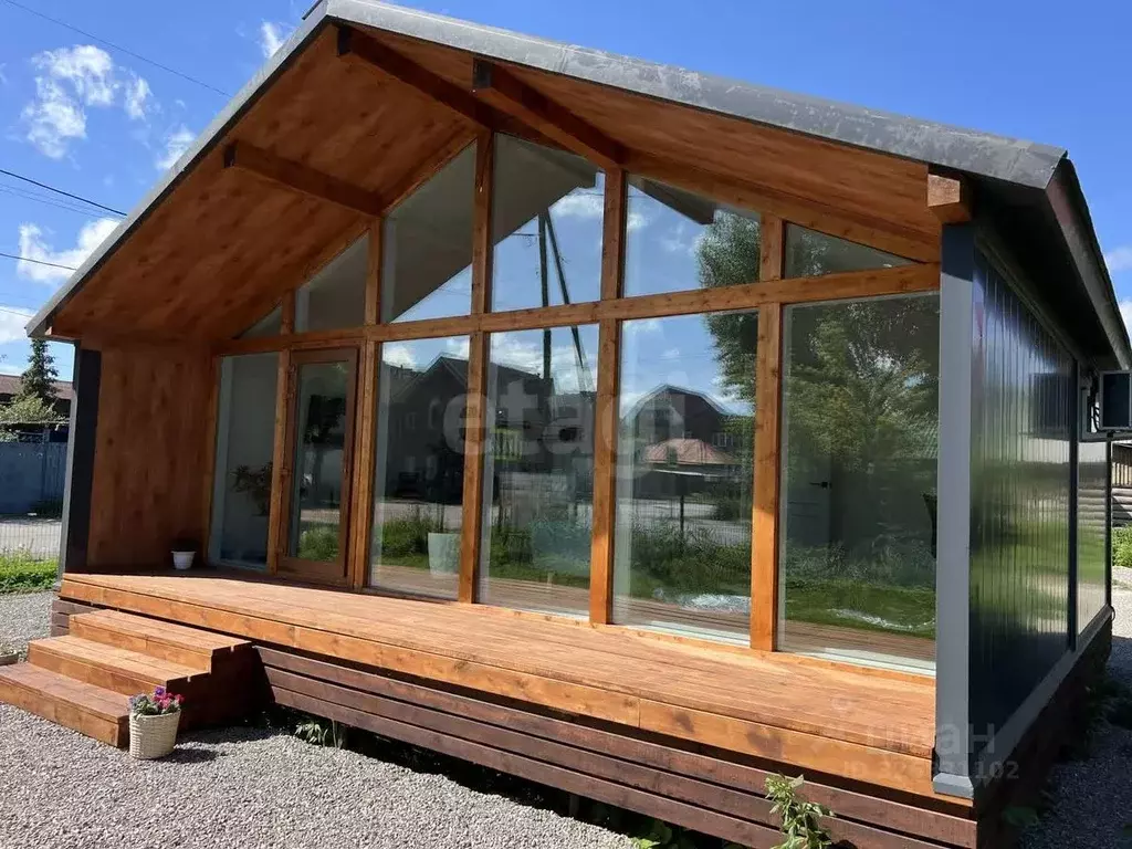 Дом в Тюменская область, Тюмень Южная ул. (52 м) - Фото 1