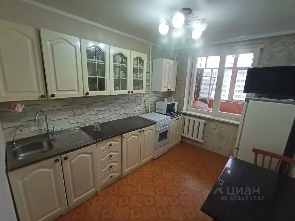 3-к кв. Татарстан, Альметьевск ул. Шевченко, 116 (80.0 м) - Фото 1