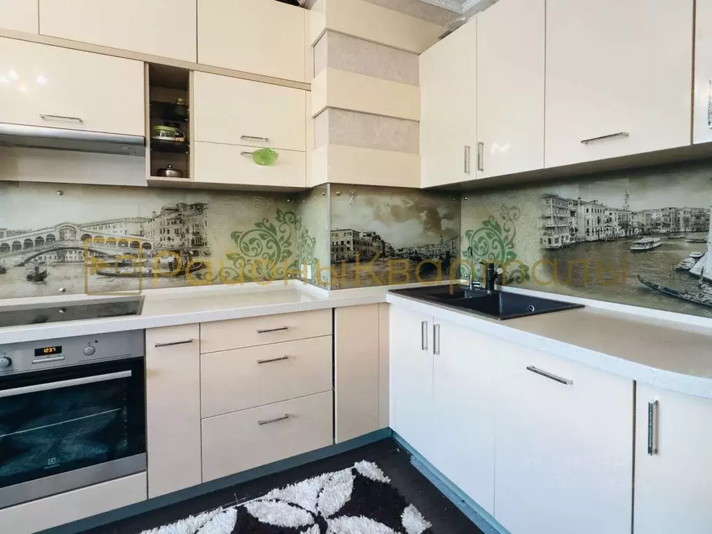 3-к кв. Новосибирская область, Новосибирск ул. Пархоменко, 112 (66.4 ... - Фото 1