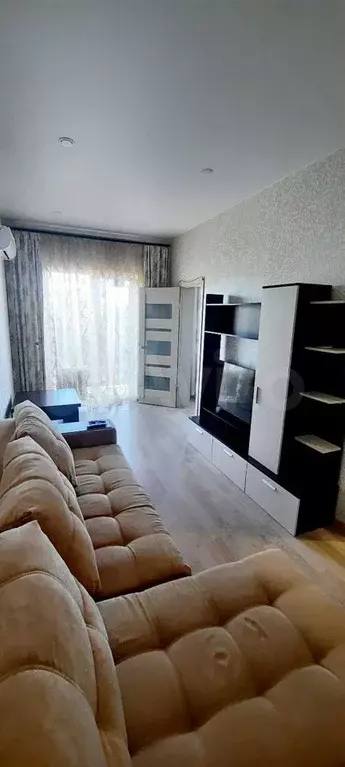 2-к. квартира, 40 м, 6/15 эт. - Фото 0