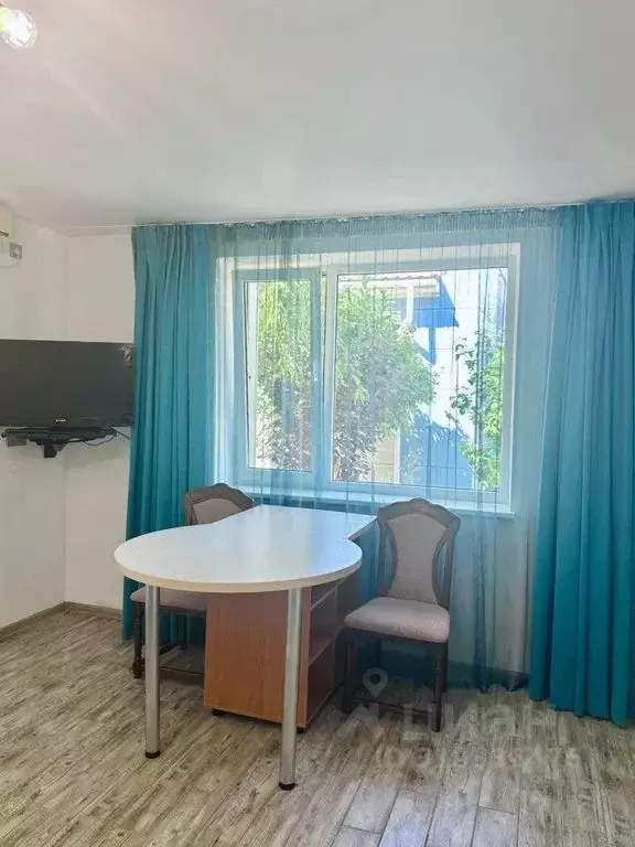Комната Крым, Сакский район, Штормовское с/пос, с. Поповка ул. Новая, ... - Фото 1